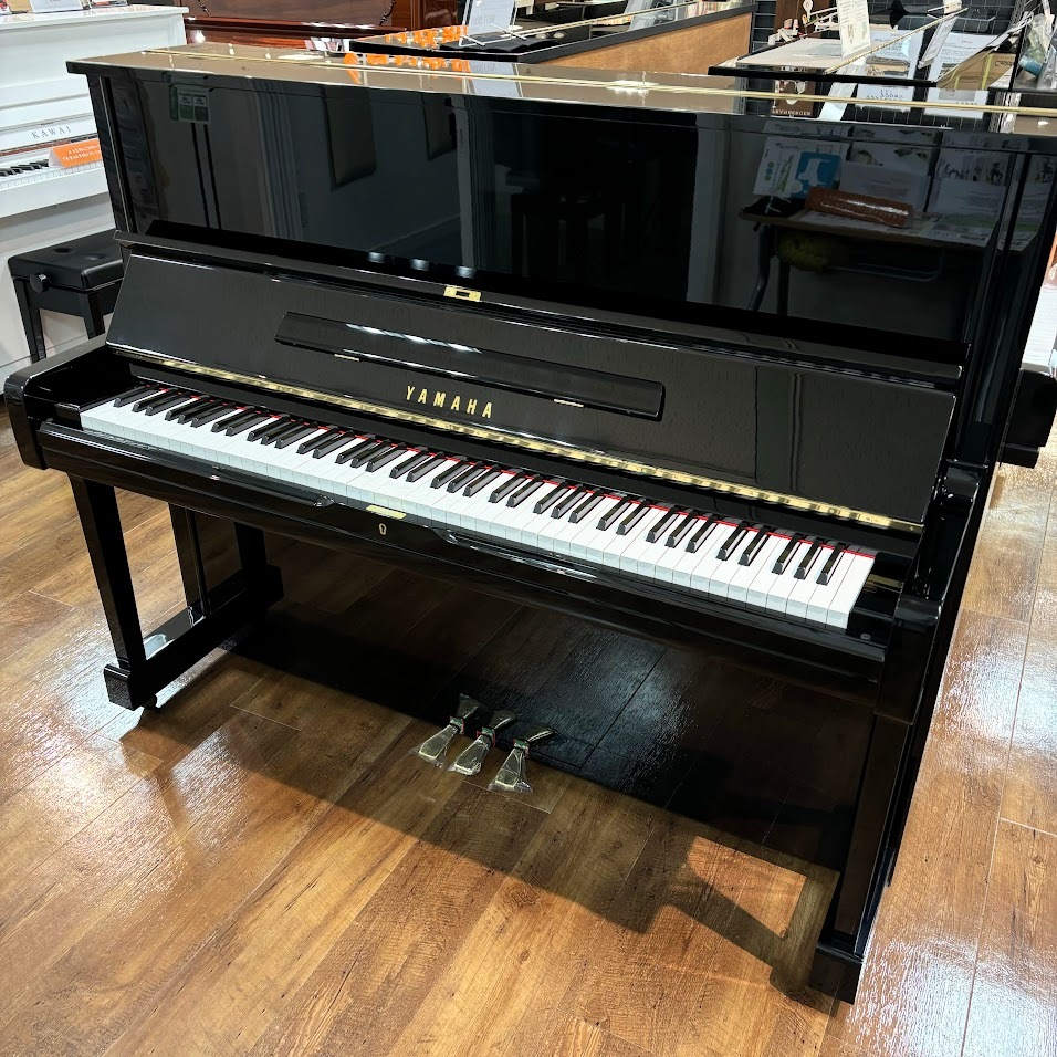 YAMAHA /U1A（BP／鏡面仕上げ）【中古アップライトピアノ／現物写真 