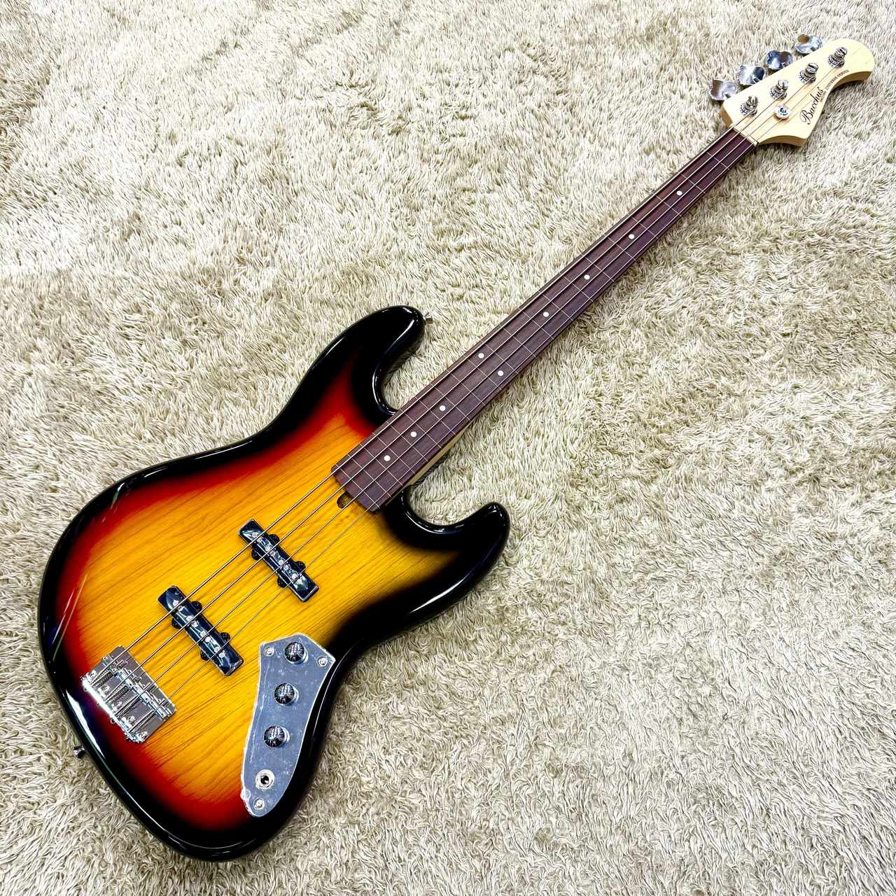 Bacchus BJB-1R FL フレットレスベース BJB-1R-FL 3TS (Bacchus / バッカス) エレキベース