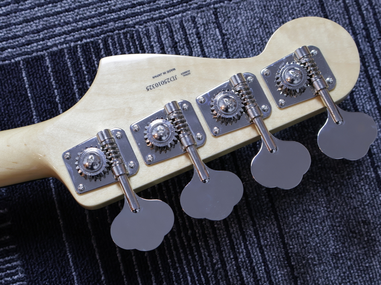 Fender Made in Japan Traditional 60s Jazz Bass -Black-【3.90kg