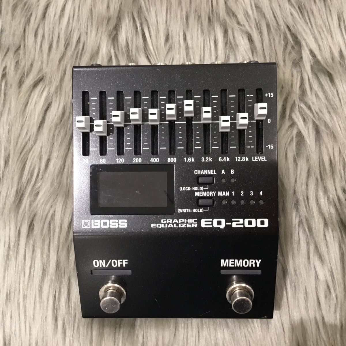 輝く高品質な BOSS/EQ-200 グラフィックイコライザー エフェクター