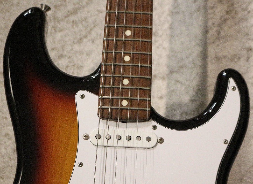 Fender Japan ST62M-US 2009年製【3.23kg】【ミディアムスケール Fender Japan ST62M-US 2009年製【3.23kg】【ミディアムスケール