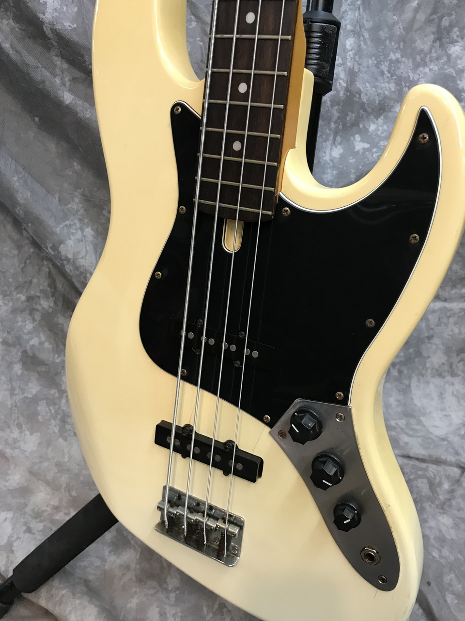 極美品 ベース バッカス WJB-330R イエロー ピックガード欠品 96530.jpg