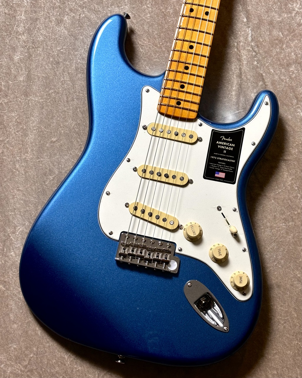 新規購入Vintage ストラトキャスター　レイク・プラシッド・ブルー ギター