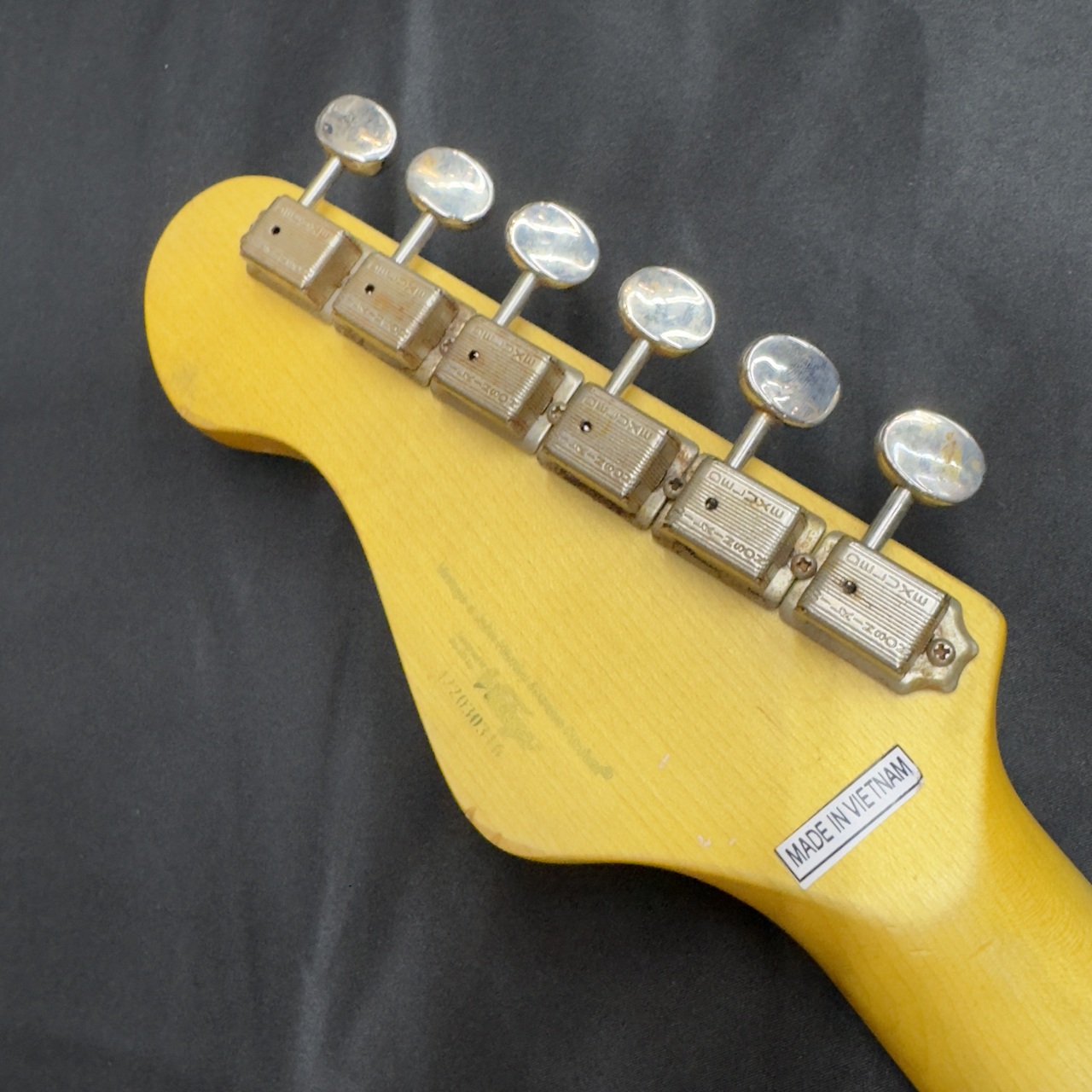 ヴィンテージサンバースト エレキギターハンドメイド Vintage V6MRSB ICON Sunburst (ヴィンテージ サンバースト)（新品
