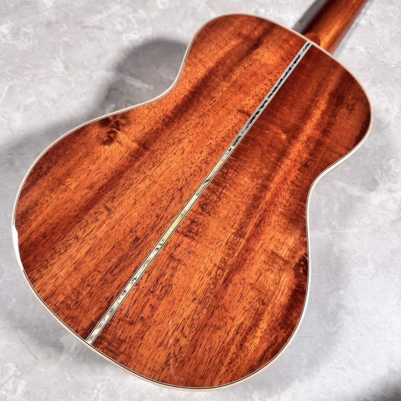 BIG ISLAND KX-CTG コンサートウクレレ KX Deluxe Series ビッグ