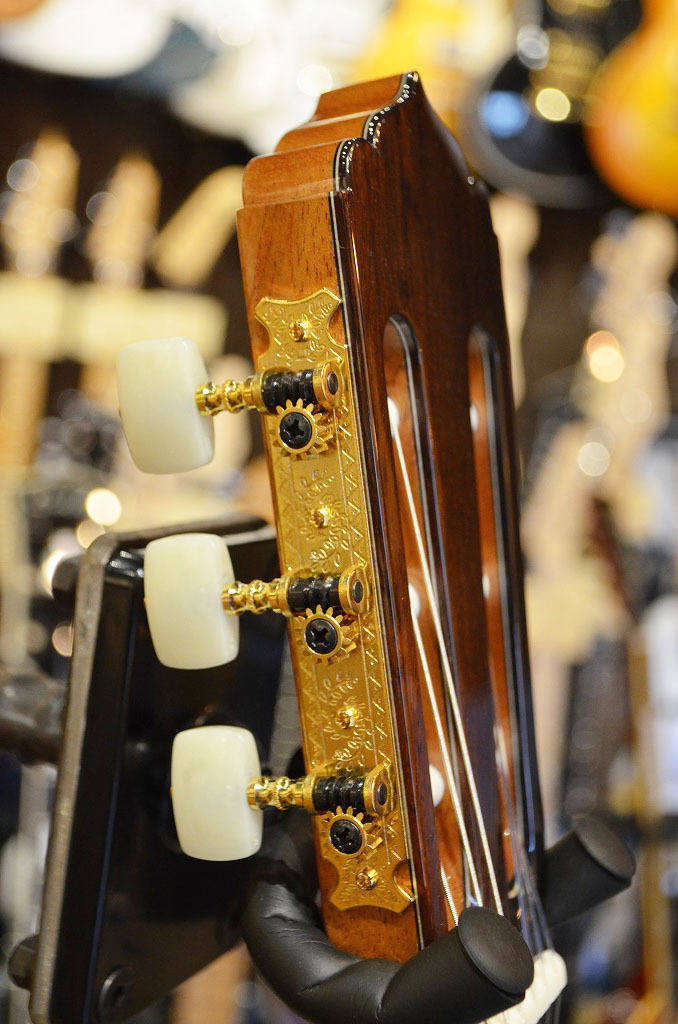 ASTURIAS SOLO CLASSICO PREMIO/S（新品）【楽器検索デジマート】