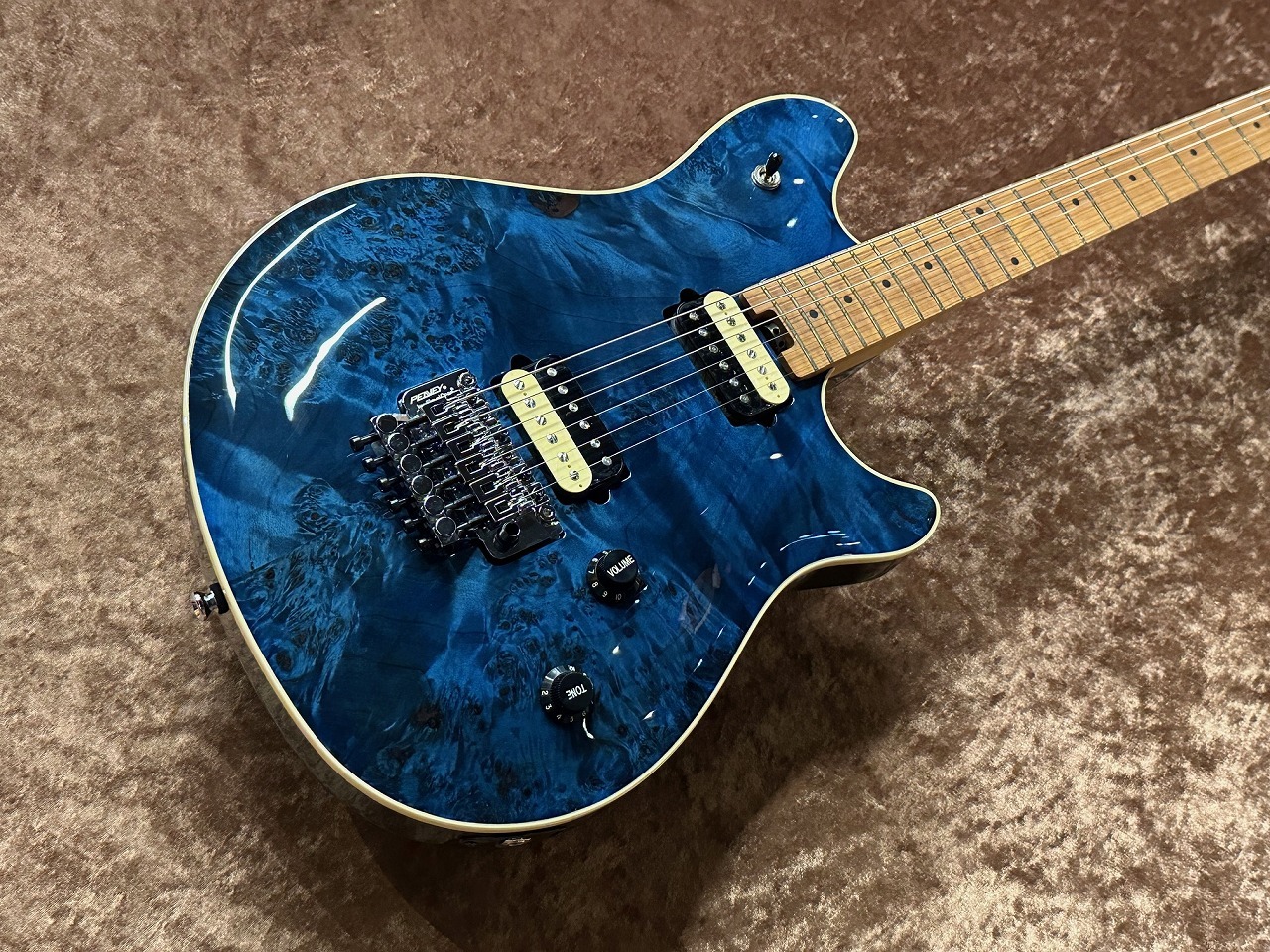 PEAVEY HP2 Poplar Burl -Trans Blue- ≒3.791Kg（新品/送料無料