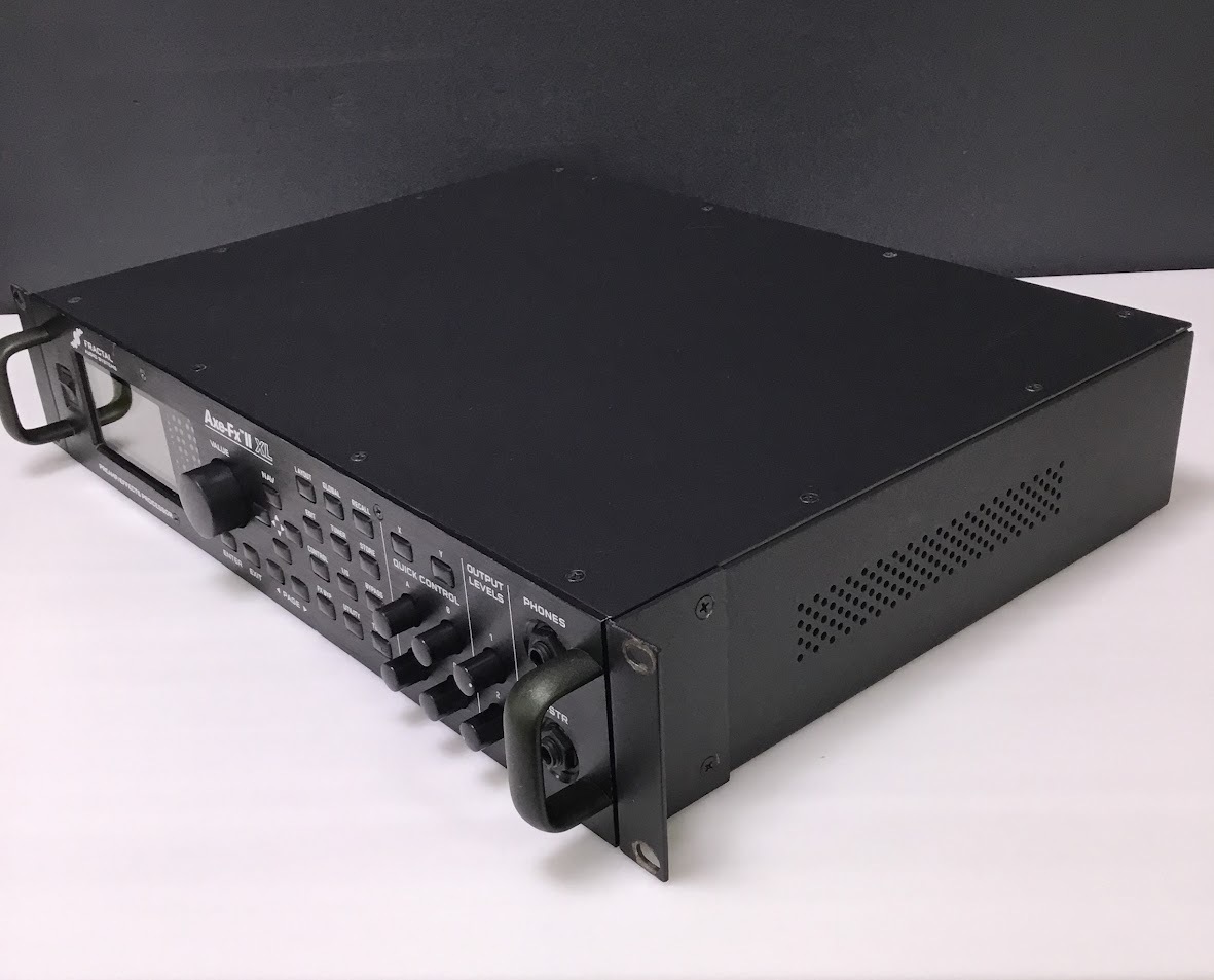 FRACTAL AUDIO SYSTEMS Axe-Fx II XL（中古/送料無料）【楽器