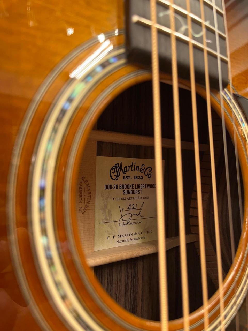 Martin 000-28 Brooke Ligertwood Sunburst #2793606 【無金利分割OK