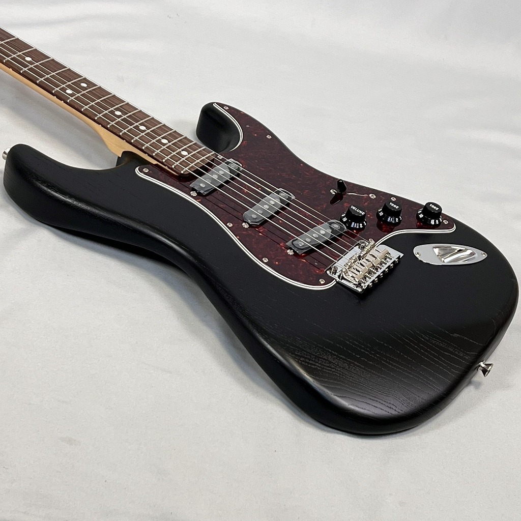Fender Made in Japan Limited Stratocaster®, Raw Ash Black メイド