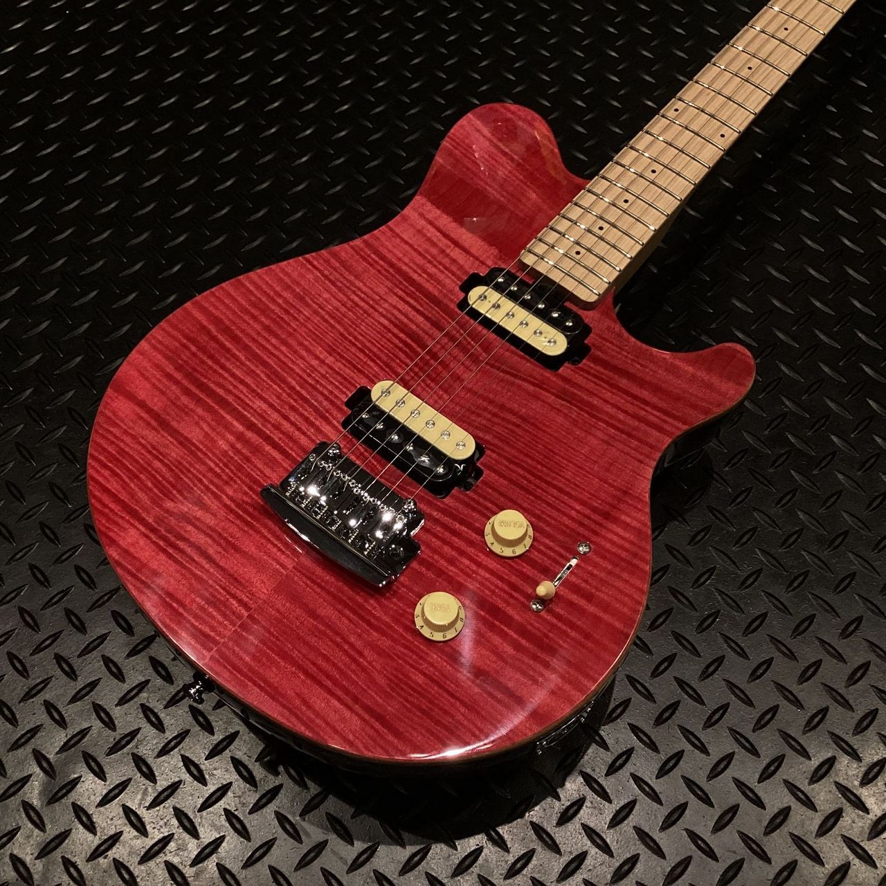 Sterling by MUSIC MAN SUB AX3FM-STP-M1 AXIS FLAME MAPLE