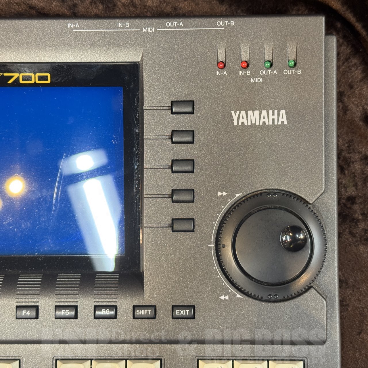 YAMAHA QY700（中古/送料無料）【楽器検索デジマート】