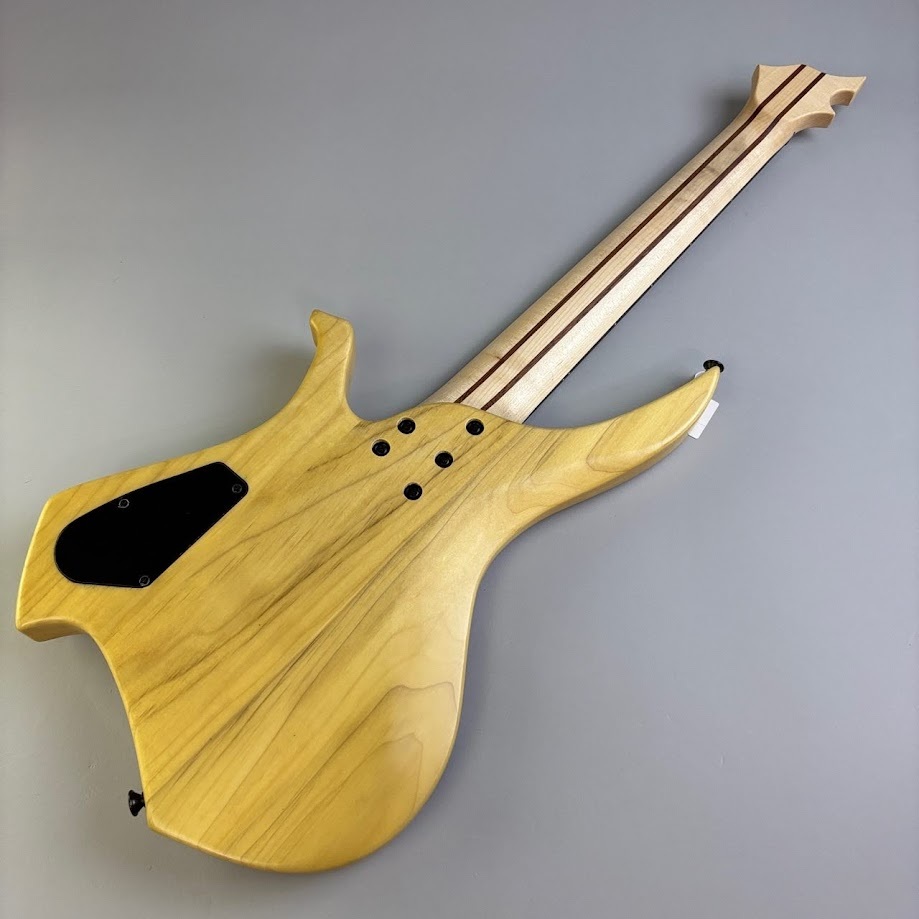 FUTRA FHL 8Strings 8弦ヘッドレスギター（中古/送料無料）【楽器検索