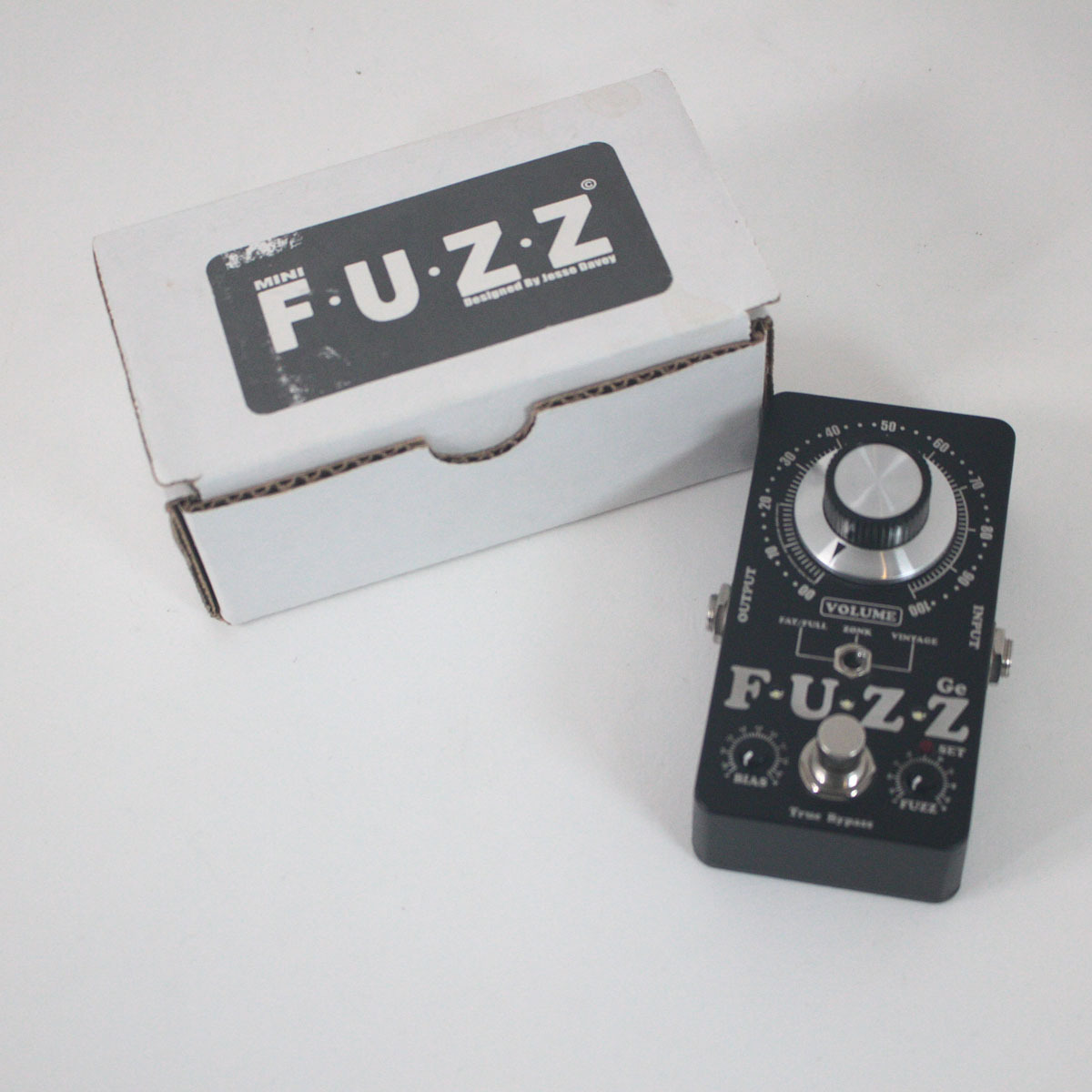 ギター king tone miniFuzz Ge miniFUZZ-Black-case-scaled.jpg
