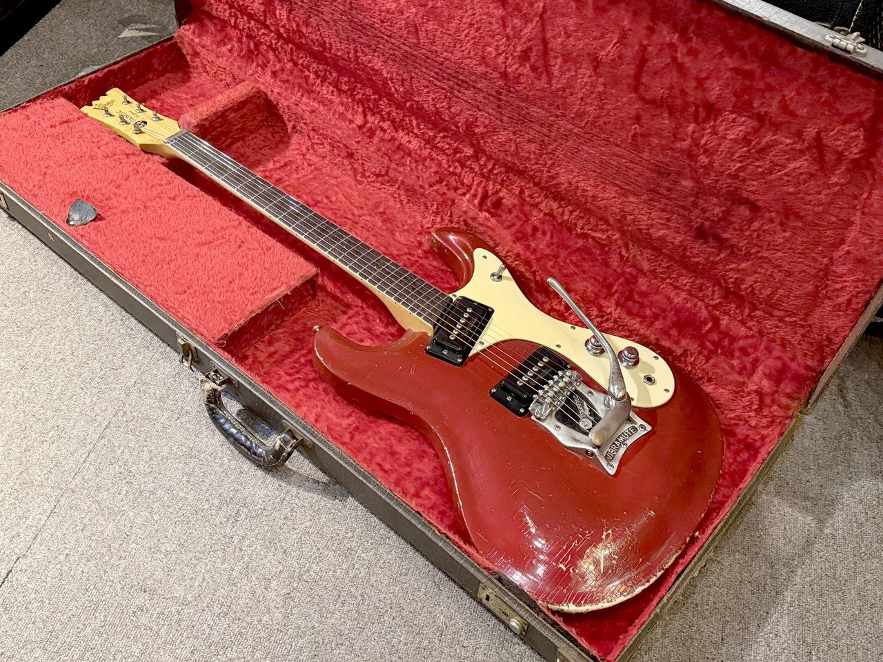 Mosrite 1965 The Ventures Model（ビンテージ）【楽器検索デジマート】