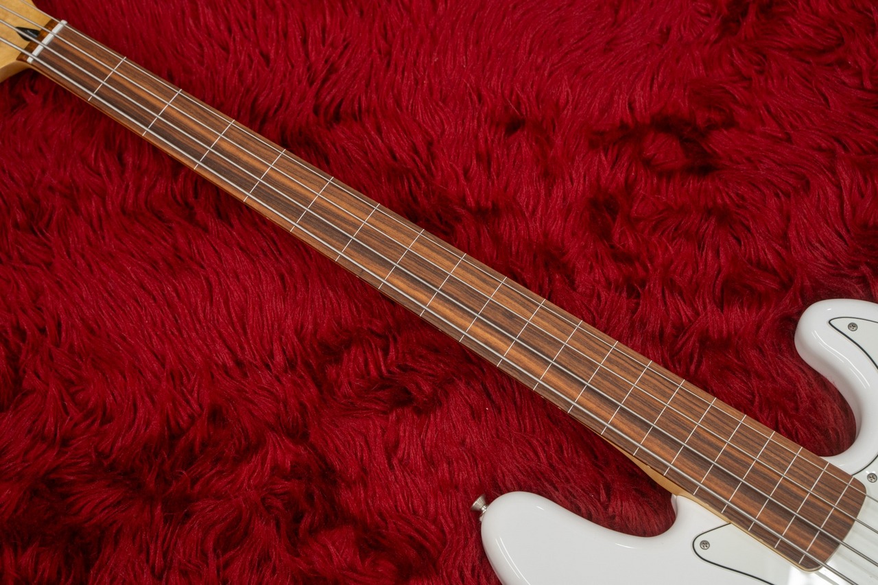 (値下げ)フェンダー Player Jazz Bass Fletless Fender フェンダー Player Jazz Bass FL PWT / Pau Ferro