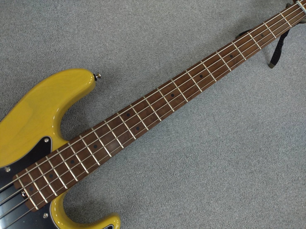 Bacchus GLOBAL Series WL4-ASH/RSM (BBD /バタースコッチ