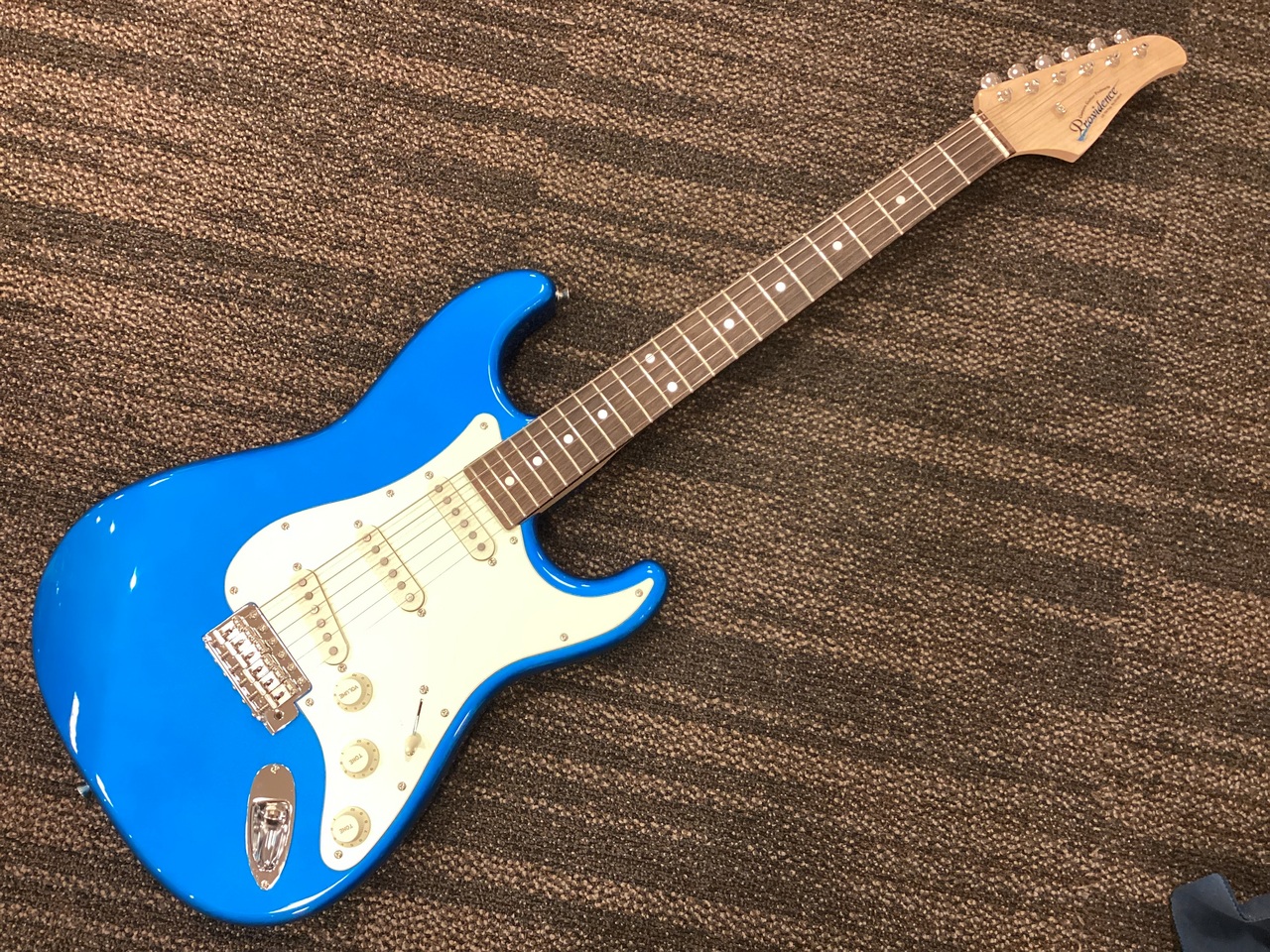 Providence PS-204 RSC（新品特価）【楽器検索デジマート】