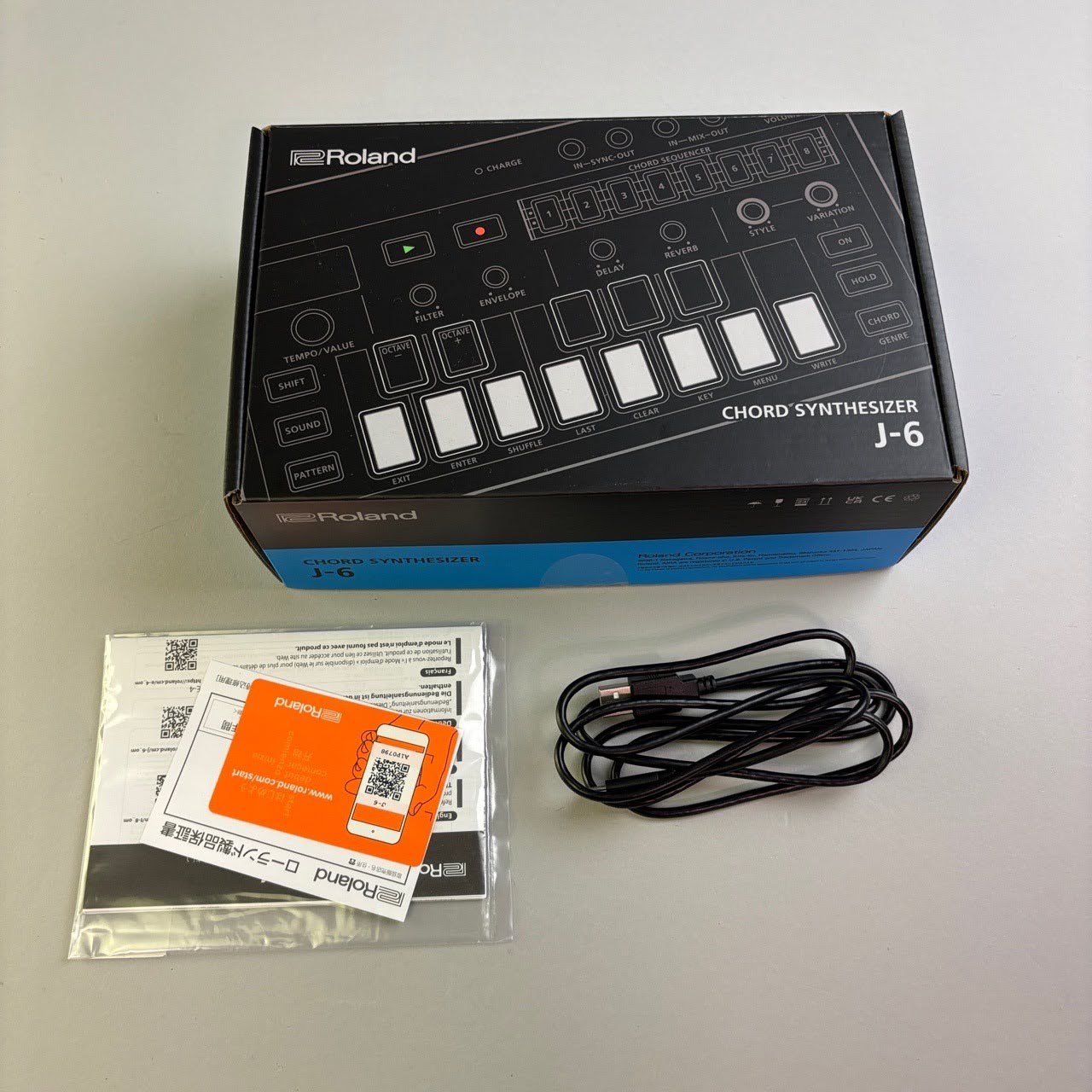 Roland J-6(中古/送料無料)【楽器検索デジマート】 Roland J-6(中古/送料無料)【楽器検索デジマート】