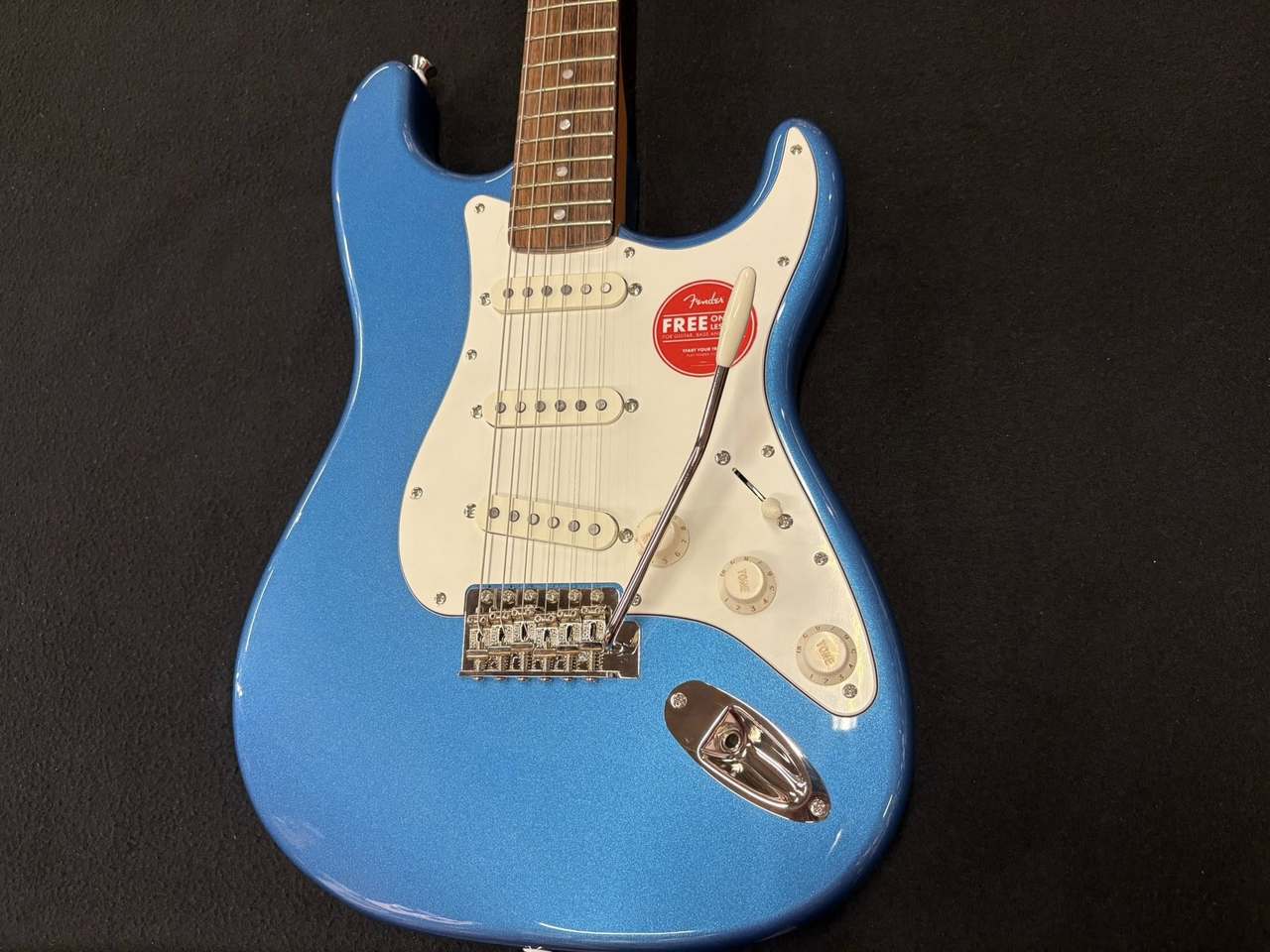 水色のSquier ストラト美品 Squier by Fender Classic Vibe '60s Stratocaster Laurel