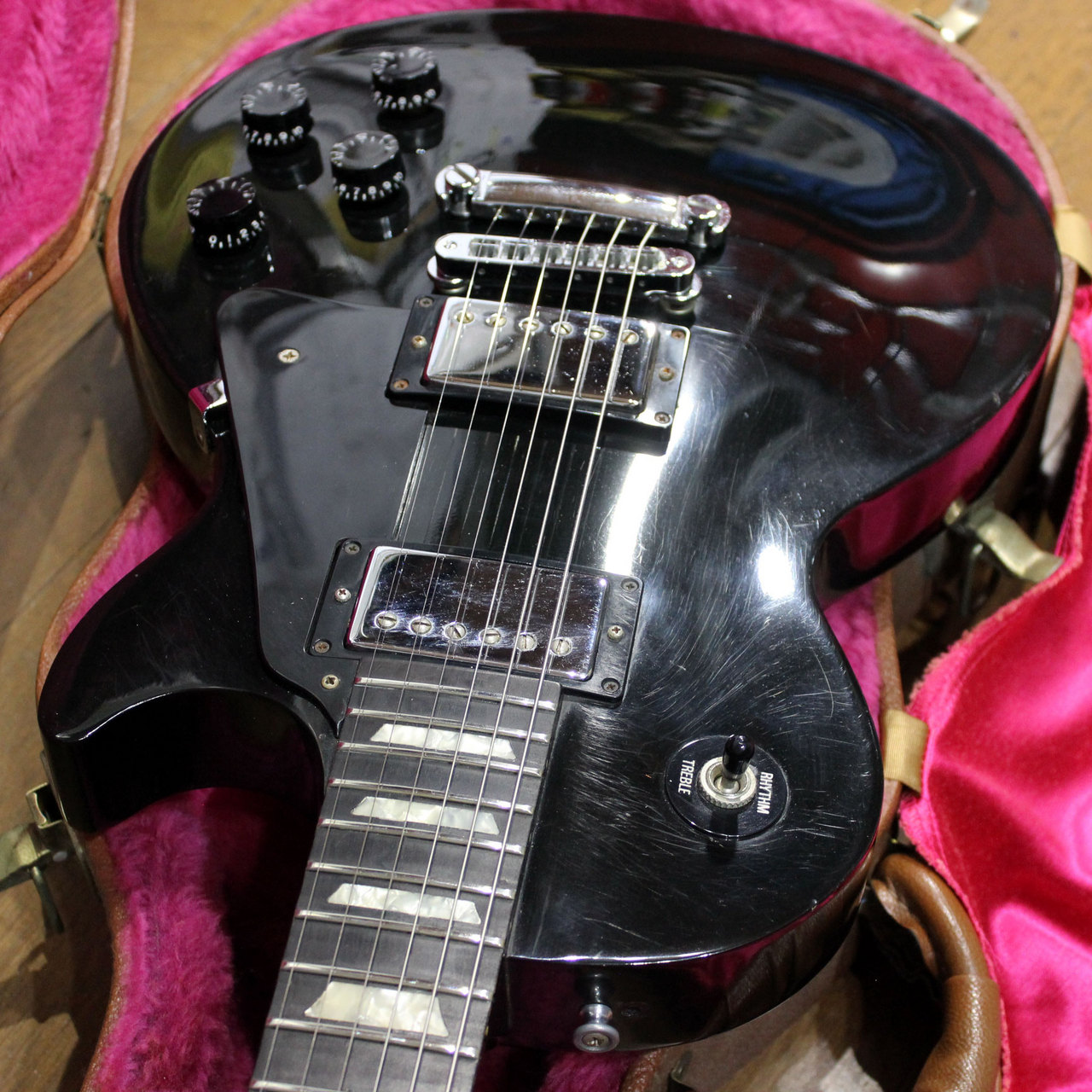 2002年製 Gibson D ove ブラック　エボニー （正規品） 2002年製 Gibson D ove ブラック Gibson ギブソン Dove Original