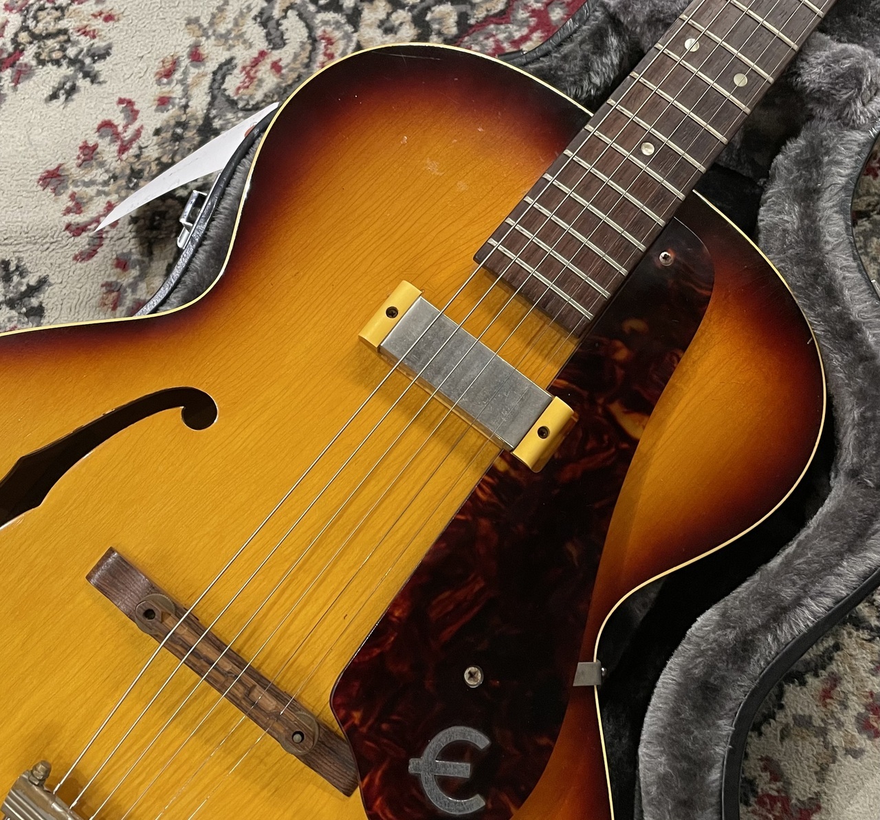 エピフォン✩E422T✩ギター✩ジャンク扱いで✩10月までの限定出品です Epiphone E422T Century NY PU (1959年製) 【48回無金利分割