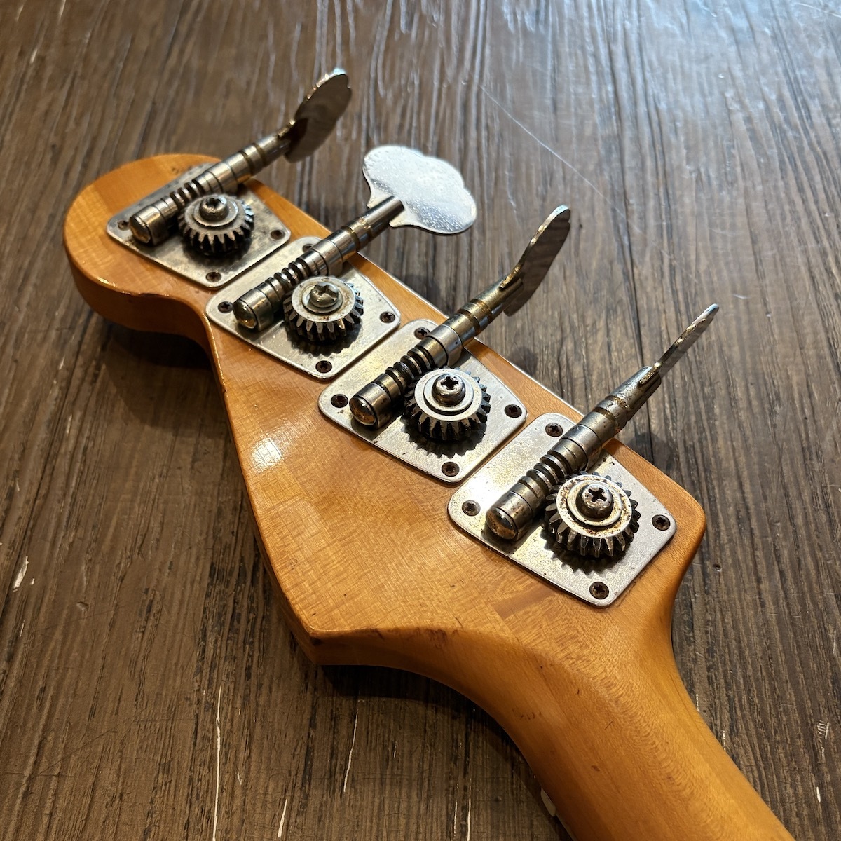 Tomson Jazz Bass タイプ Electric Bass（中古/送料無料）【楽器