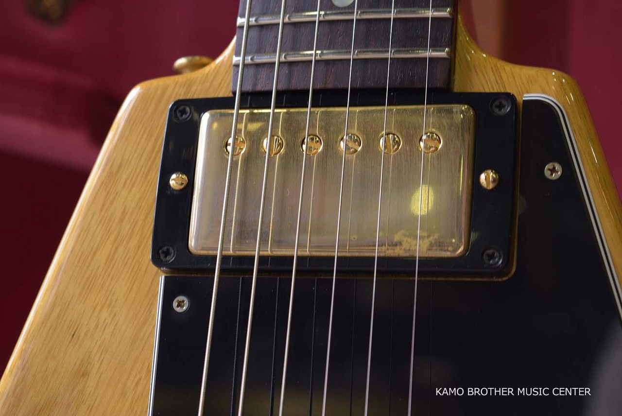 Gibson Custom Shop 1958 Korina Flying V Reissue VOS Natural -Black
