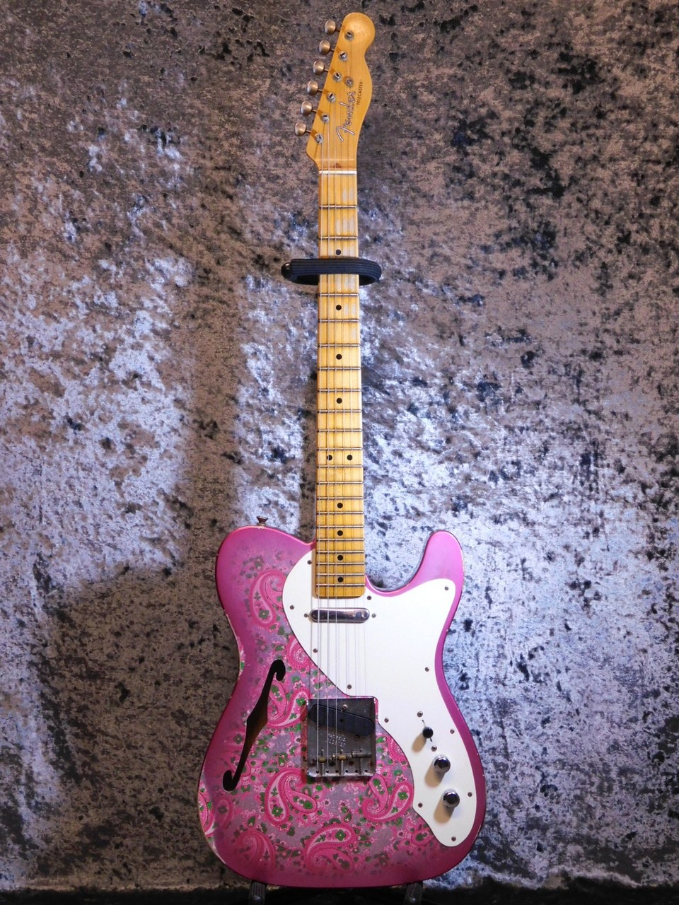 Fender Custom Shop Limited Edition Relic 50s Thinline Pink