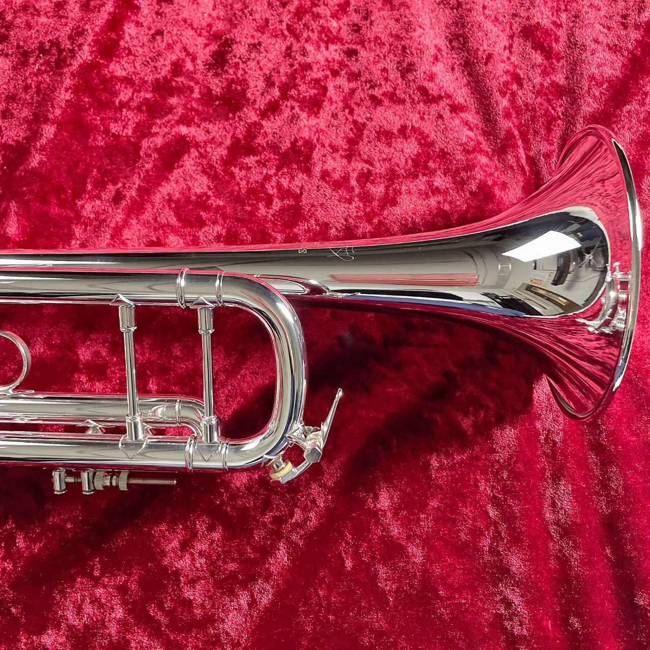 Bach 180ML37GBSP ゴールドブラスベル・シルバー仕上げ B