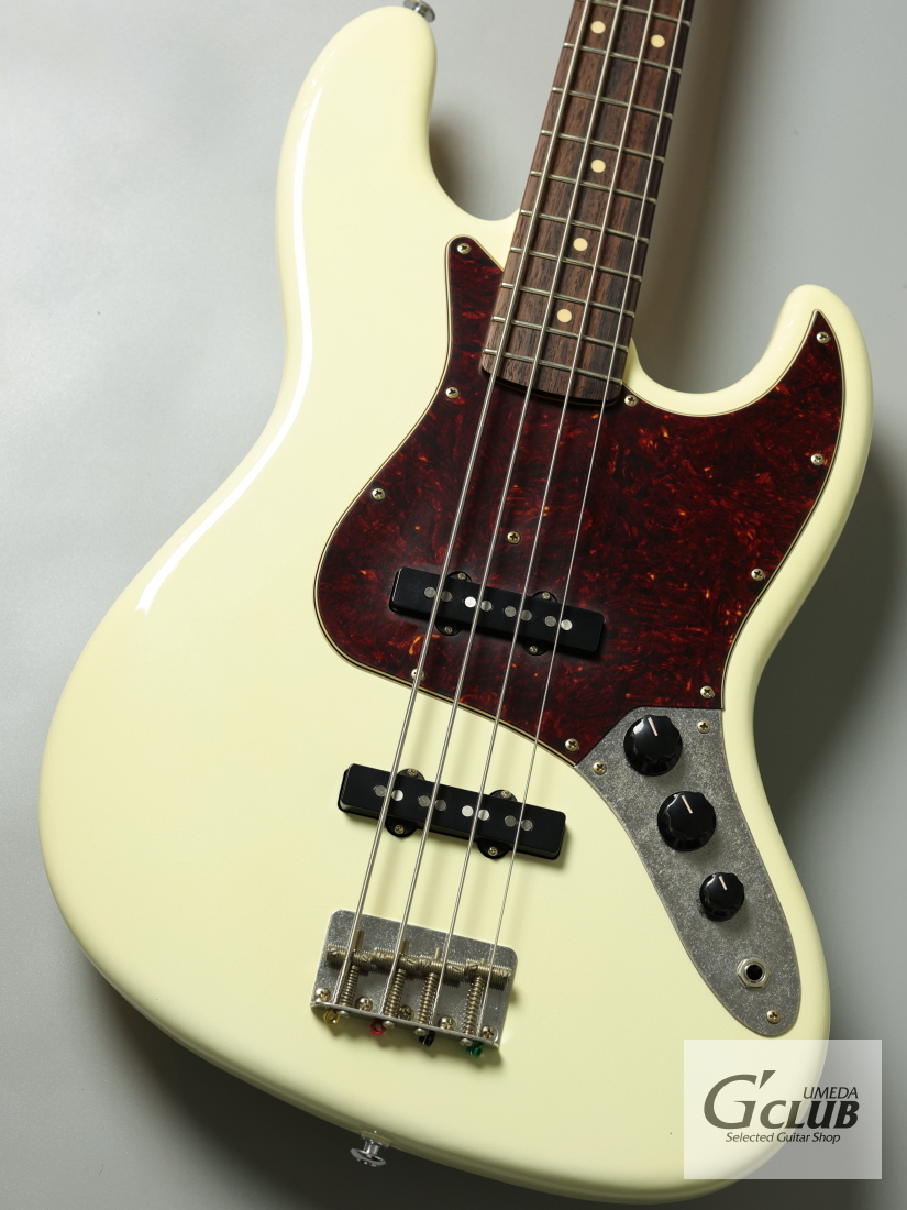 Black Smoker Trad Master Series Beta J4 / Vintage White / Light