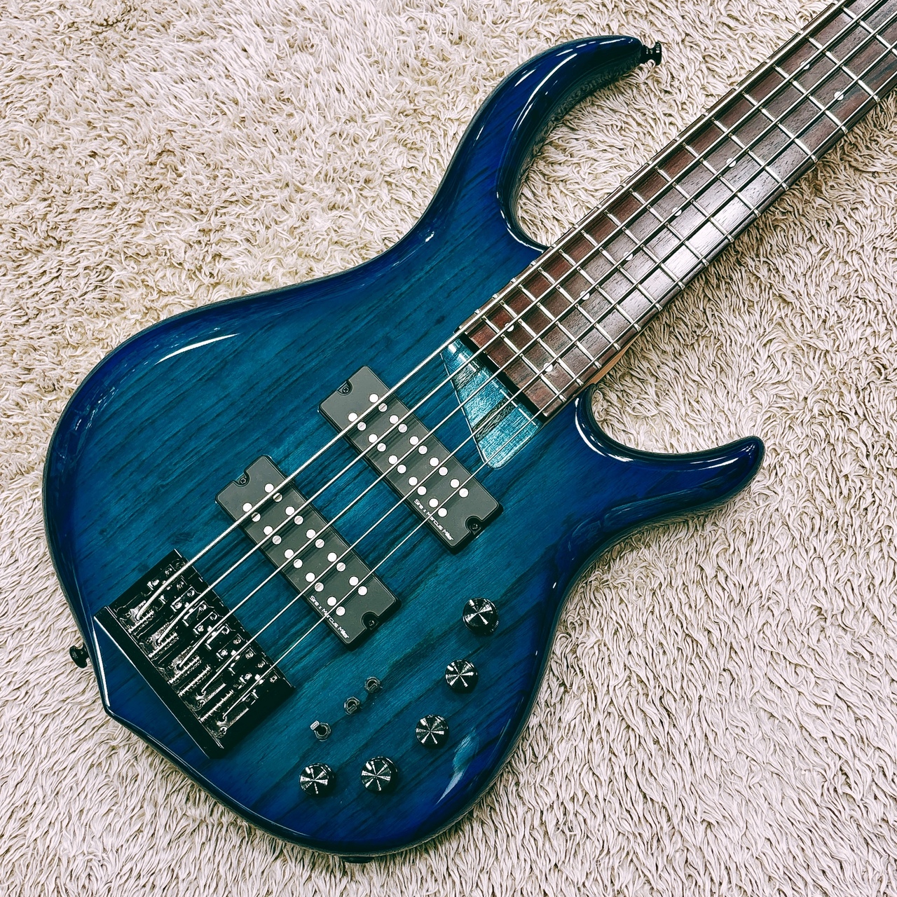 Sire M5 Ash 5st 2nd Generation / TBL 【5弦・アクティブベース】