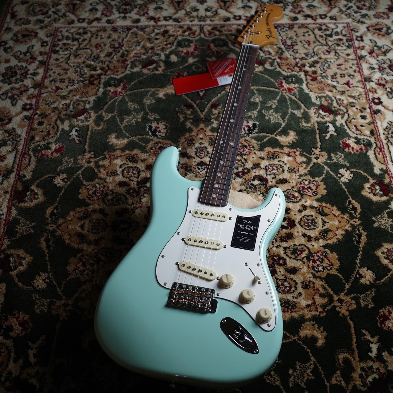 Fender VINTERA II 70S STRATOCASTER Surf Green（新品/送料無料