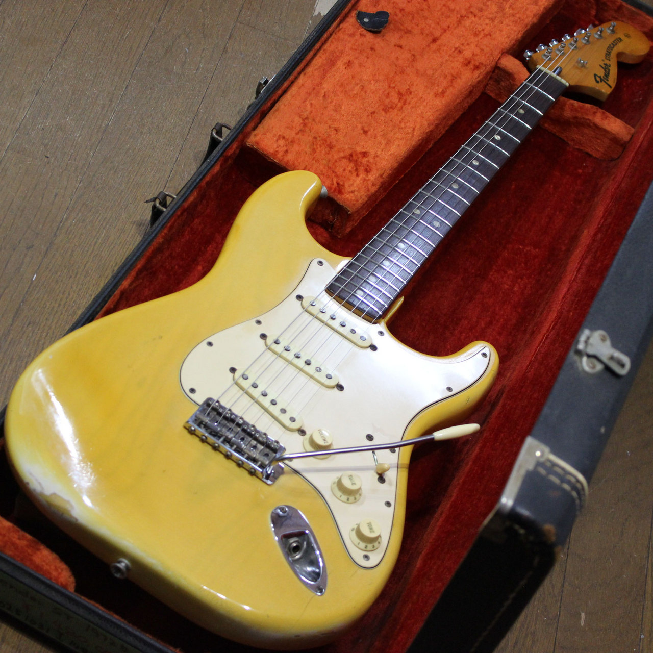 Fender Stratocaster Blond ローズウッド指板 1ストリングスガイド