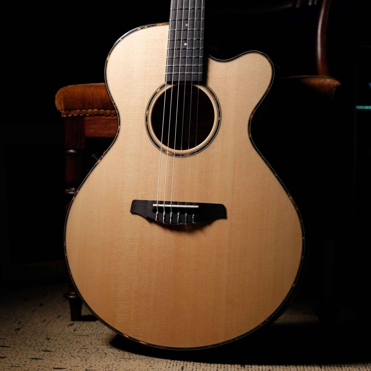 Crews Maniac Sound EG-1500C Premium Limited 