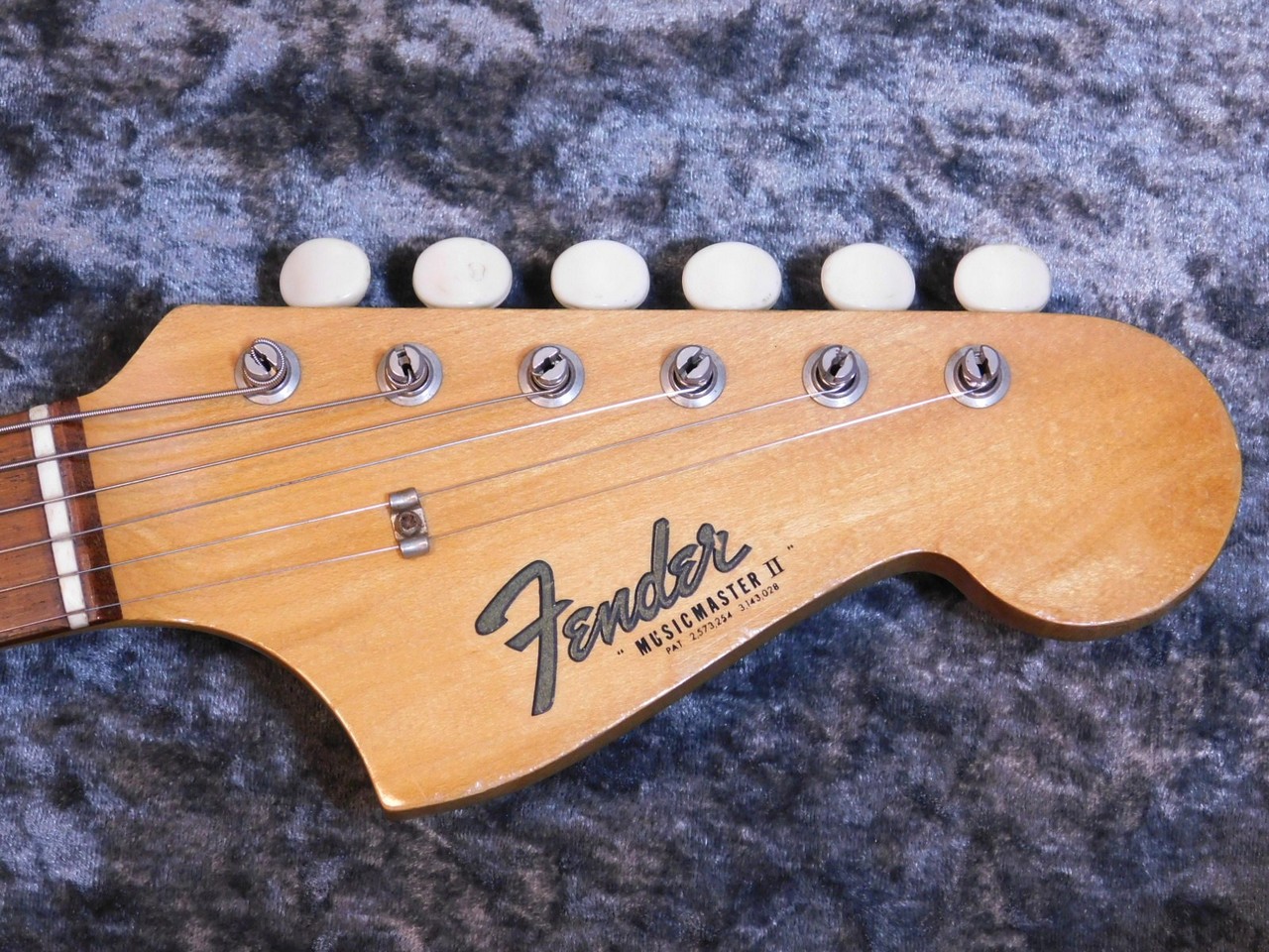 Fender MusicMaster Ⅱ '66（ビンテージ）【楽器検索デジマート】
