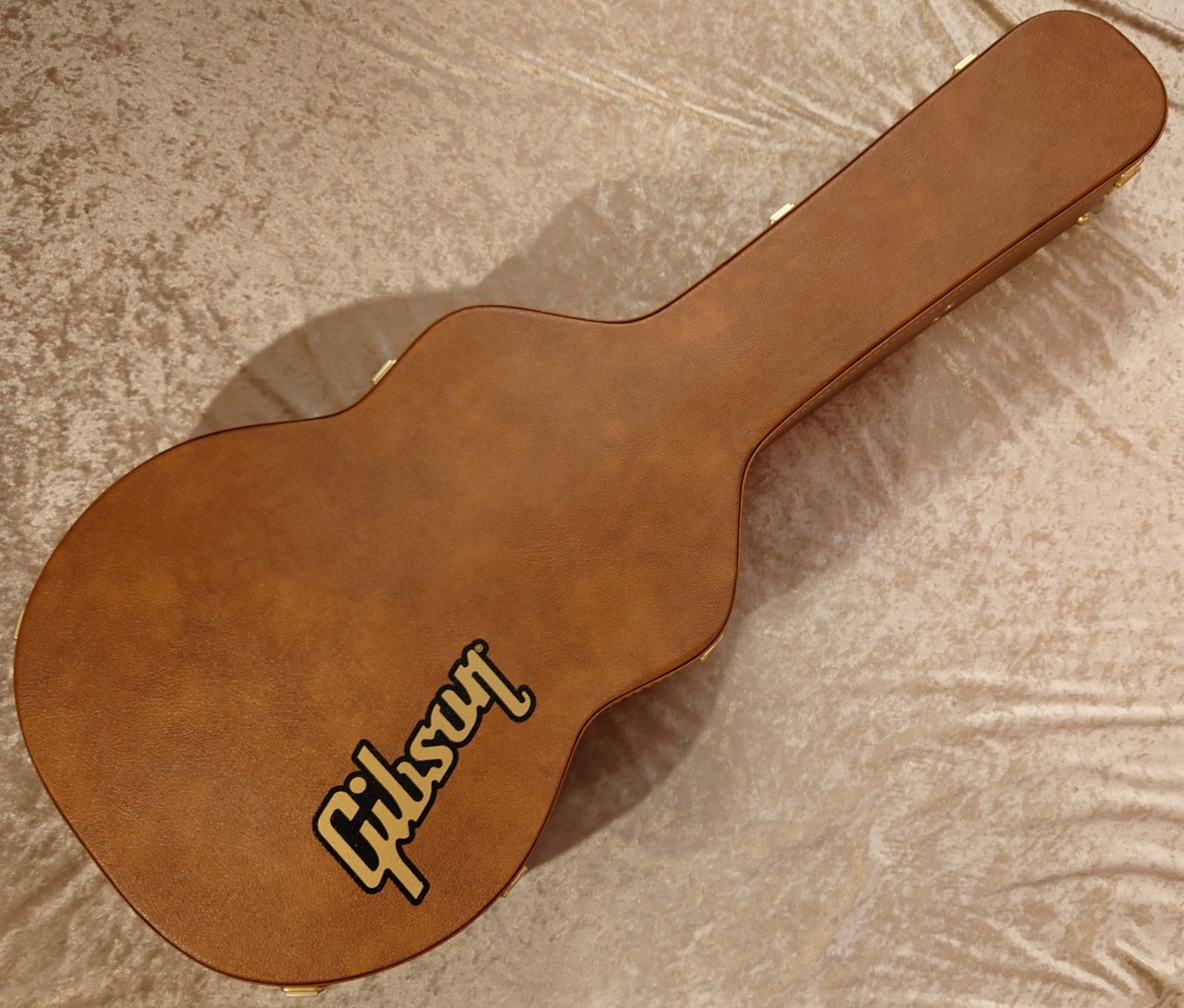 Gibson USA セミアコースティック用 ブラウンハードケース es-335 Gibson 【NEW】Original Hardshell Case Brown ES-335 [セミアコ用]【G