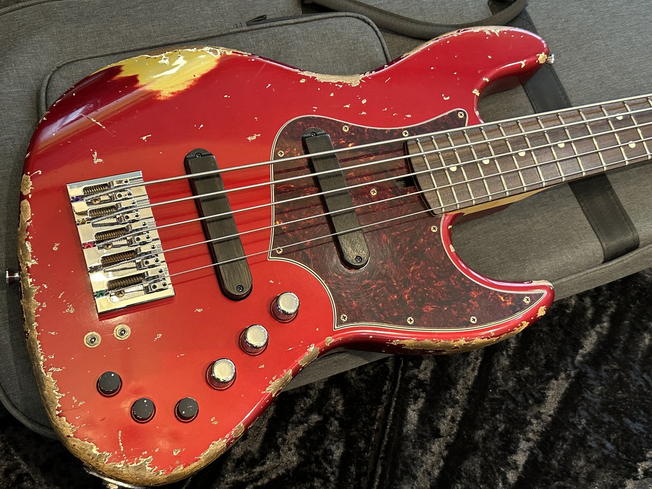 Xotic XJ-1T 5st Dark Candy Apple Red Heavy Aged Matching Head