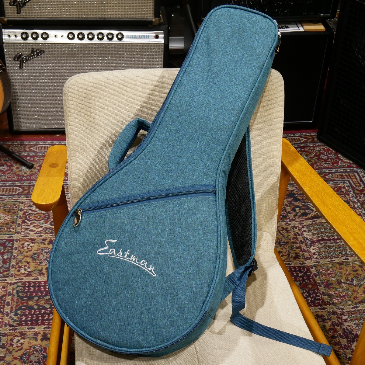 Eastman PCH-M104 NAT 【フラットマンドリン】（新品/送料無料）【楽器
