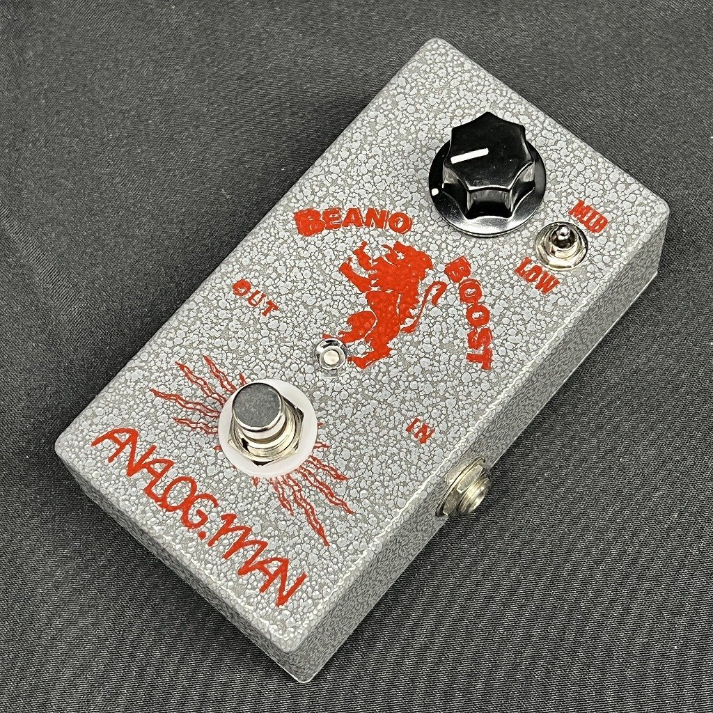 aNaLoG.MaN Beano Boost treble booster effects pedal