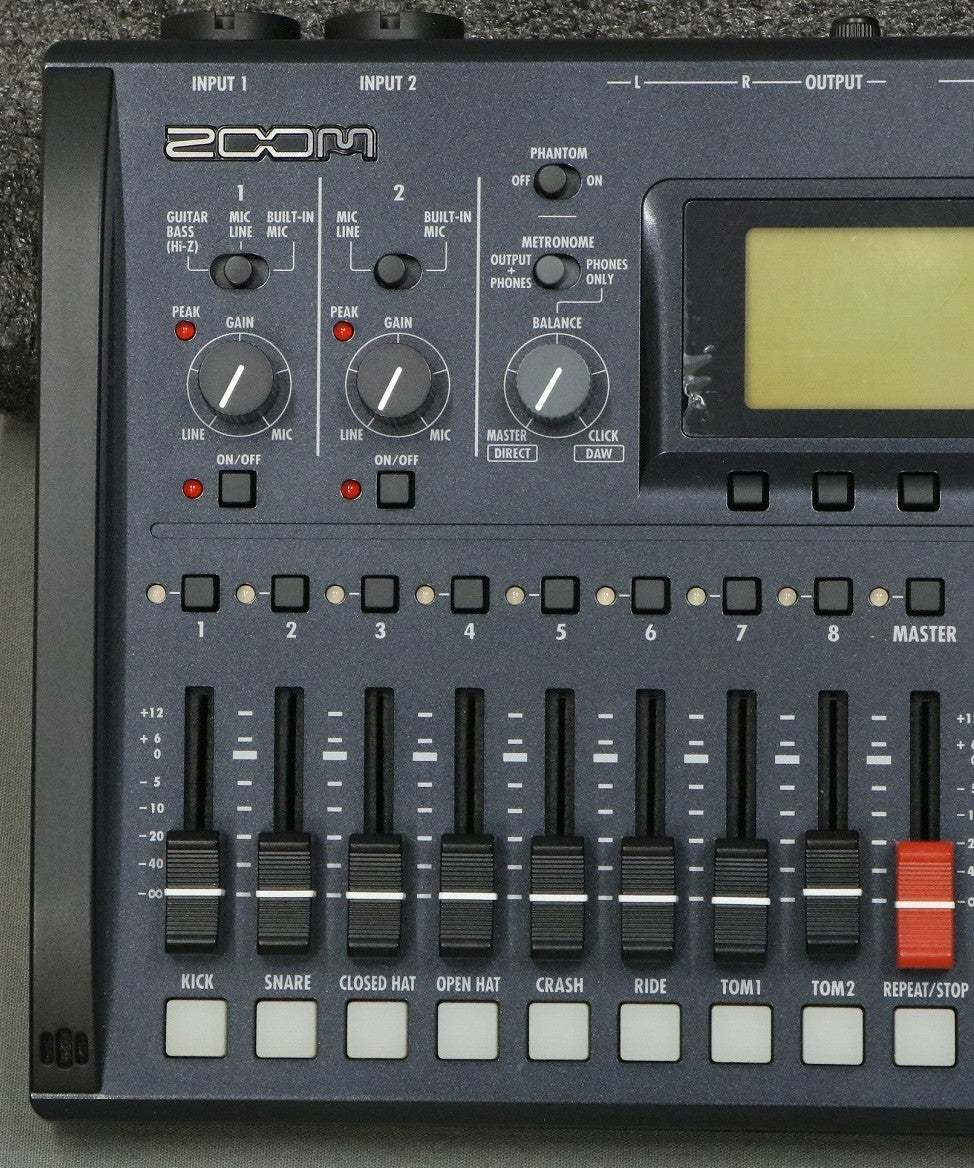 ZOOM R8 【御茶ノ水本店】（中古）【楽器検索デジマート】