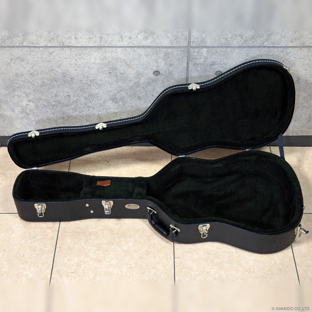 Martin ドレッドノート用ハードケース（中古）【楽器検索