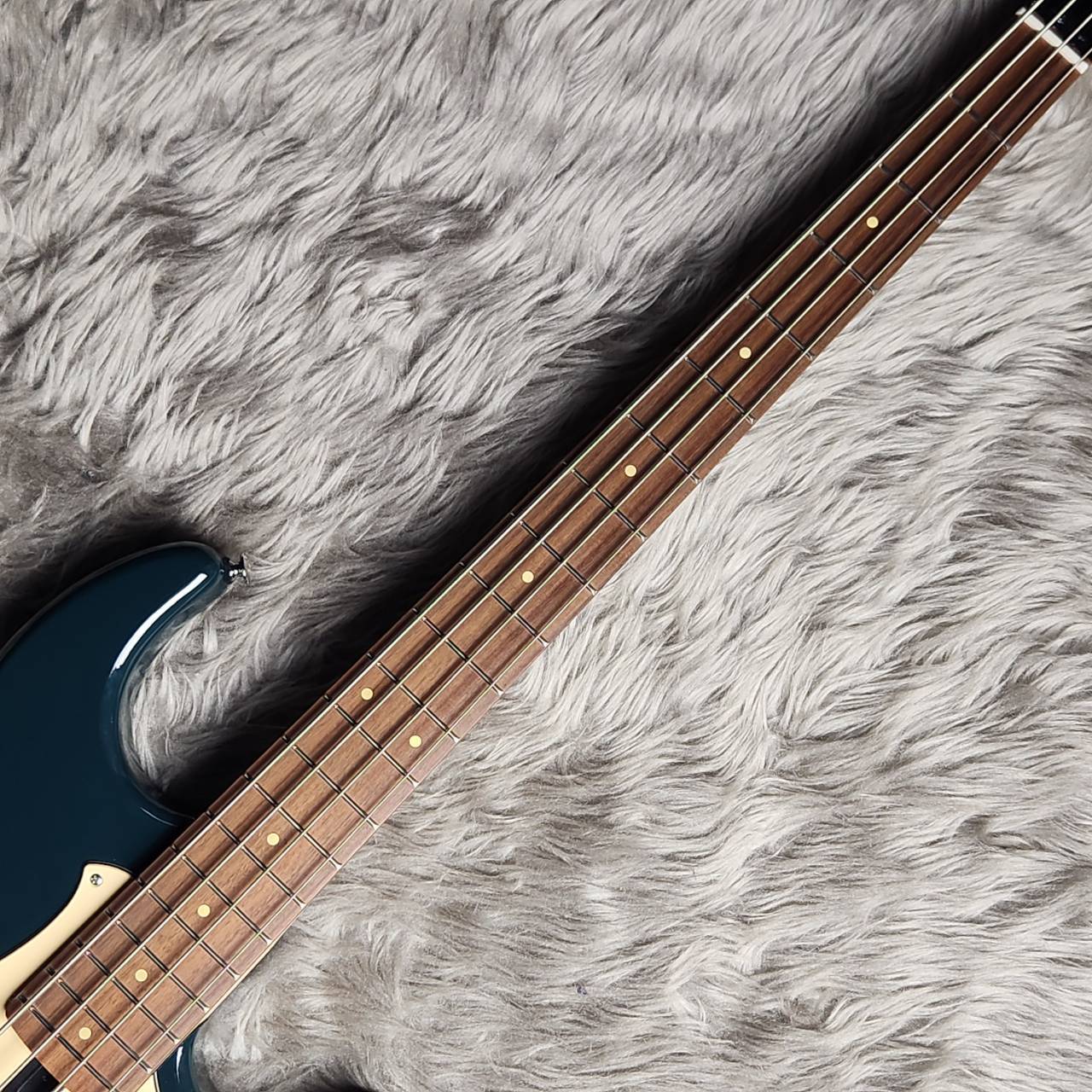 YAMAHA BB434 TB (ティールブルー) エレキベースBB400シリーズ YAMAHA BB434 TB (ティールブルー) エレキベースBB400シリーズ