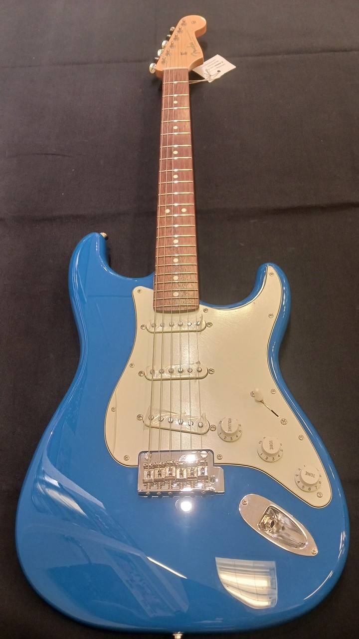 Fender Made in Japan Hybrid II Stratocaster Forest Blue / Rosewood