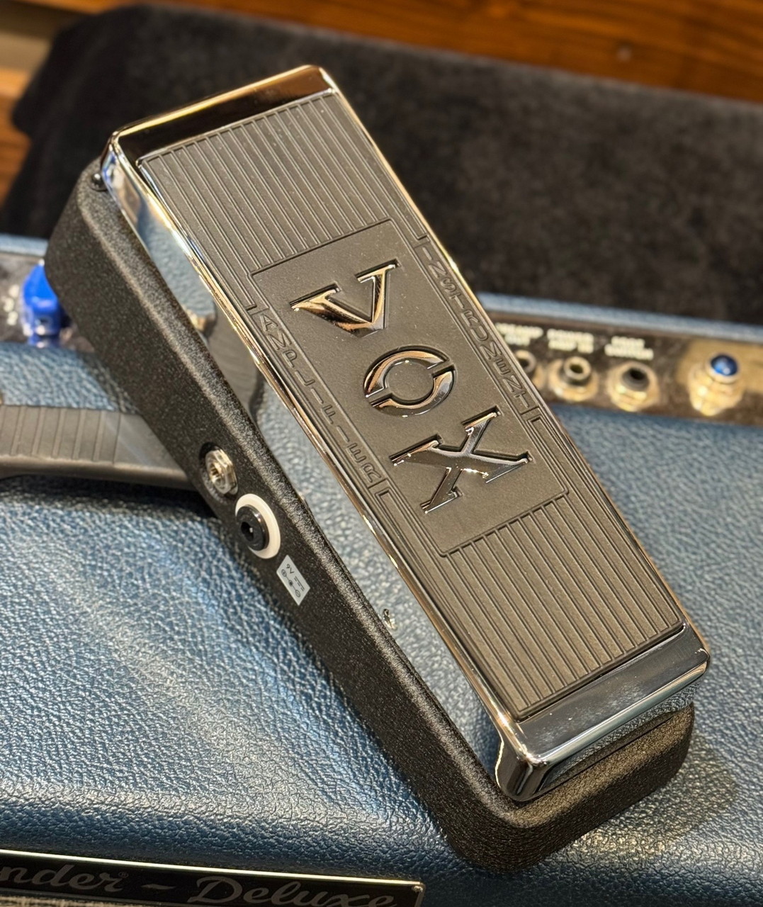 E.W.S. ワウペダル VOX V847 MOD ケース付 V847 Wah Pedal - Vox Amps