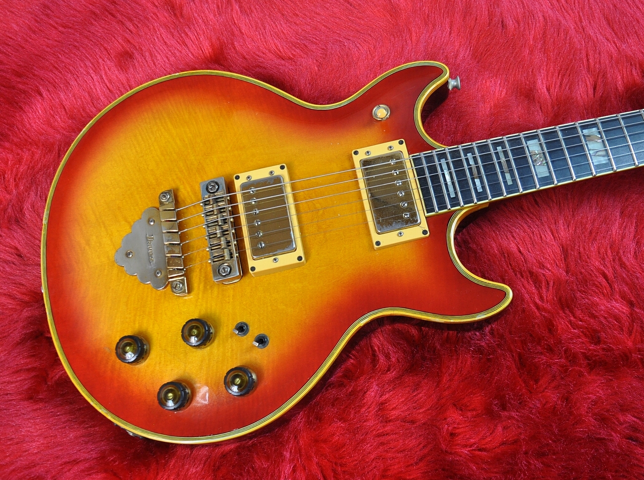 Ibanez AS103 AMB オレンジ Ibanez AS103 AMB - Geek IN Box Ibanez