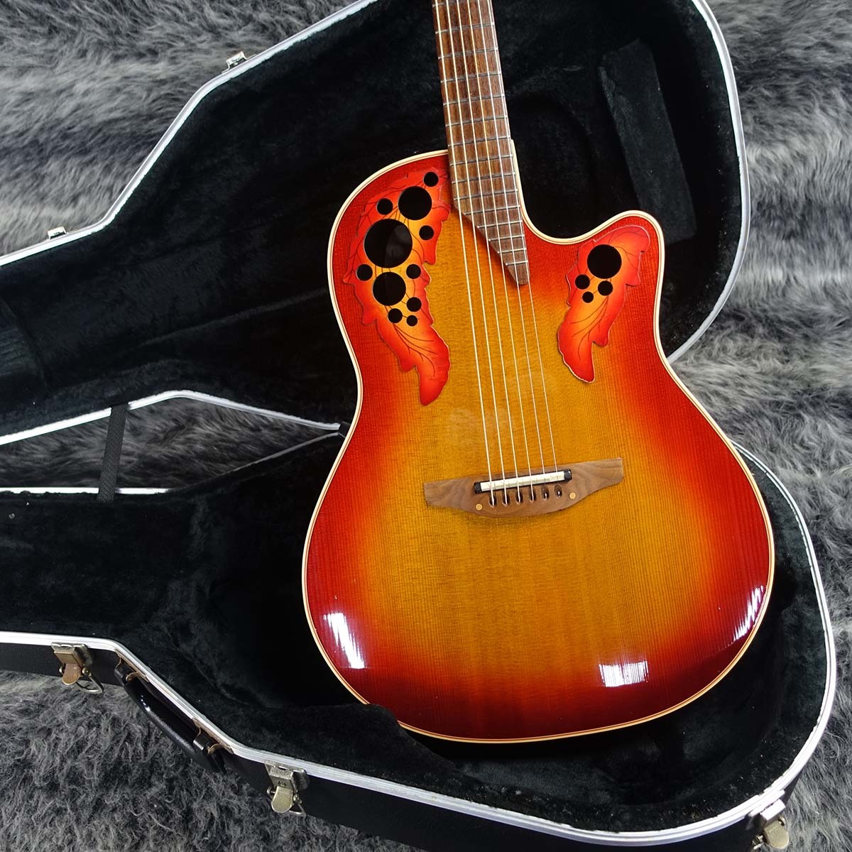 Ovation 6768 Elite Standard