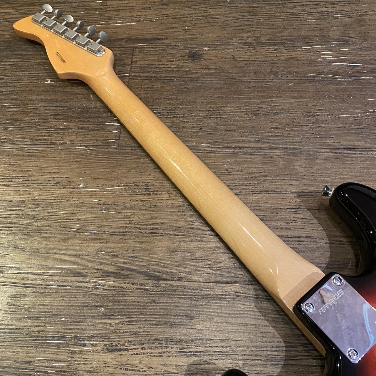 FERNANDES LE-1Z 3S Electric Guitar （中古/送料無料）【楽器検索