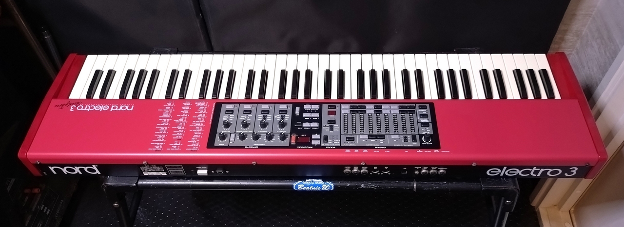 鍵盤楽器 Clavia nord electro 3 Clavia Nord Electro 3 61-Key Synthesizer | zZounds