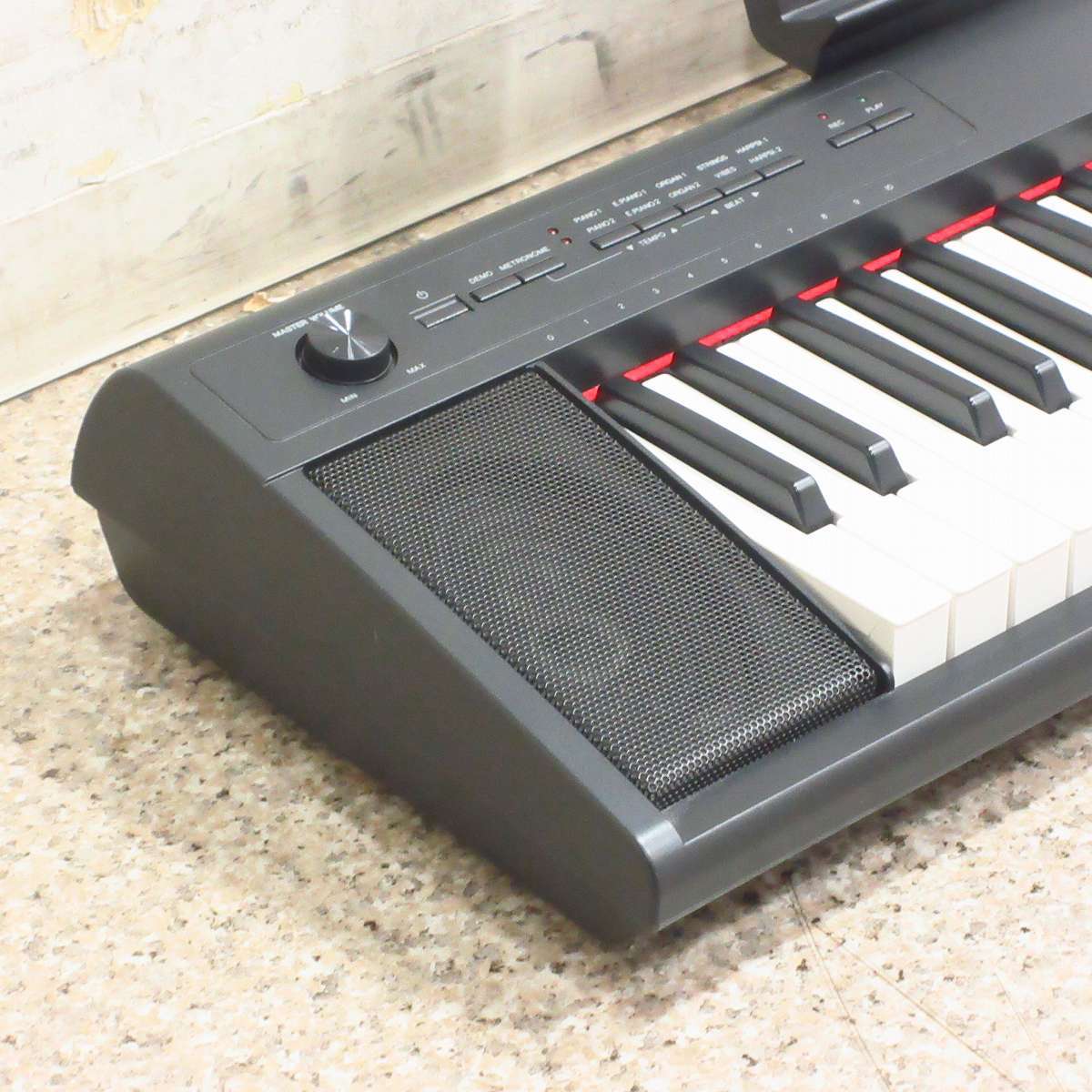 YAMAHA NP-12B Piaggero シンプル＆スタイリッシュな61鍵盤キーボード